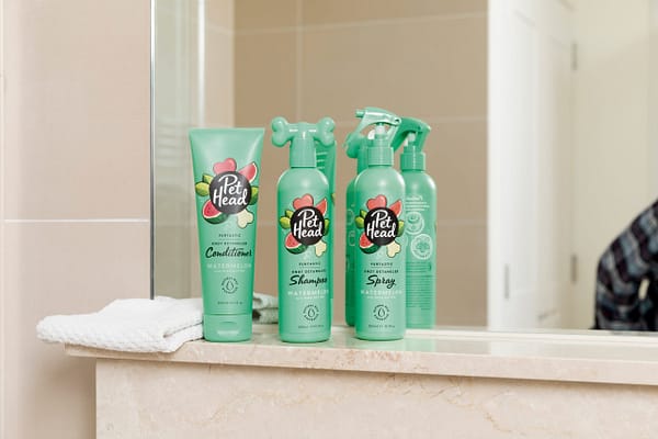 PET-187_HR_MASTER_Furtastic family UK PET-187_HR_MASTER_Furtastic family UK