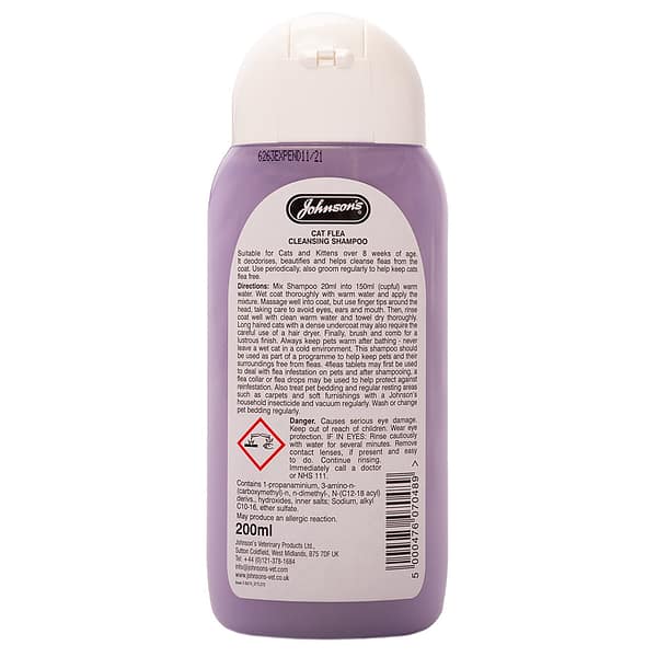 Johnsons Cat Flea Cleansing Shampoo 200ml Back 1000 Label on back of a bottle of purple Cat Flea Shampoo