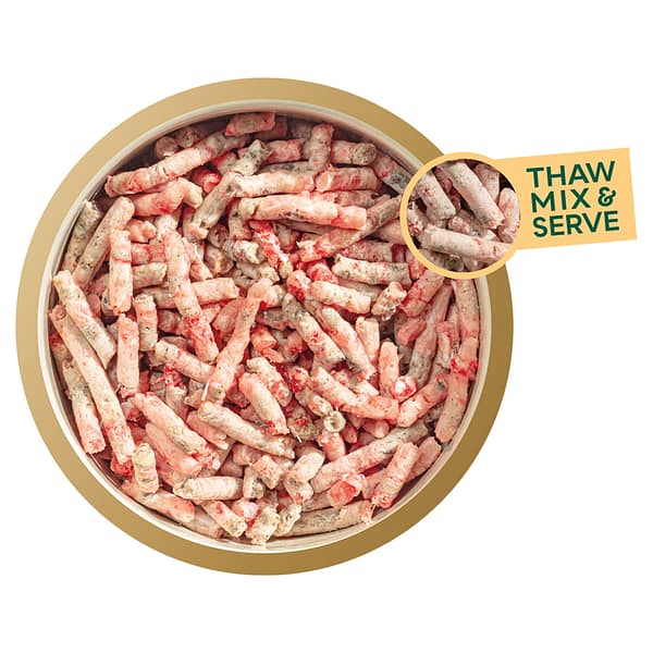 Natures Menu FreeFlow Mince Chicken & Tripe in bowl 1080px Natures Menu FreeFlow Mince Chicken & Tripe in bowl 1080px