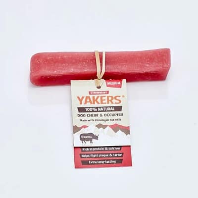 Home 30 Yakers medium strawberry dog chew